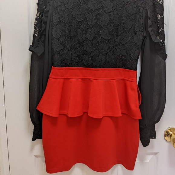 Dress - Picture 2 of 2